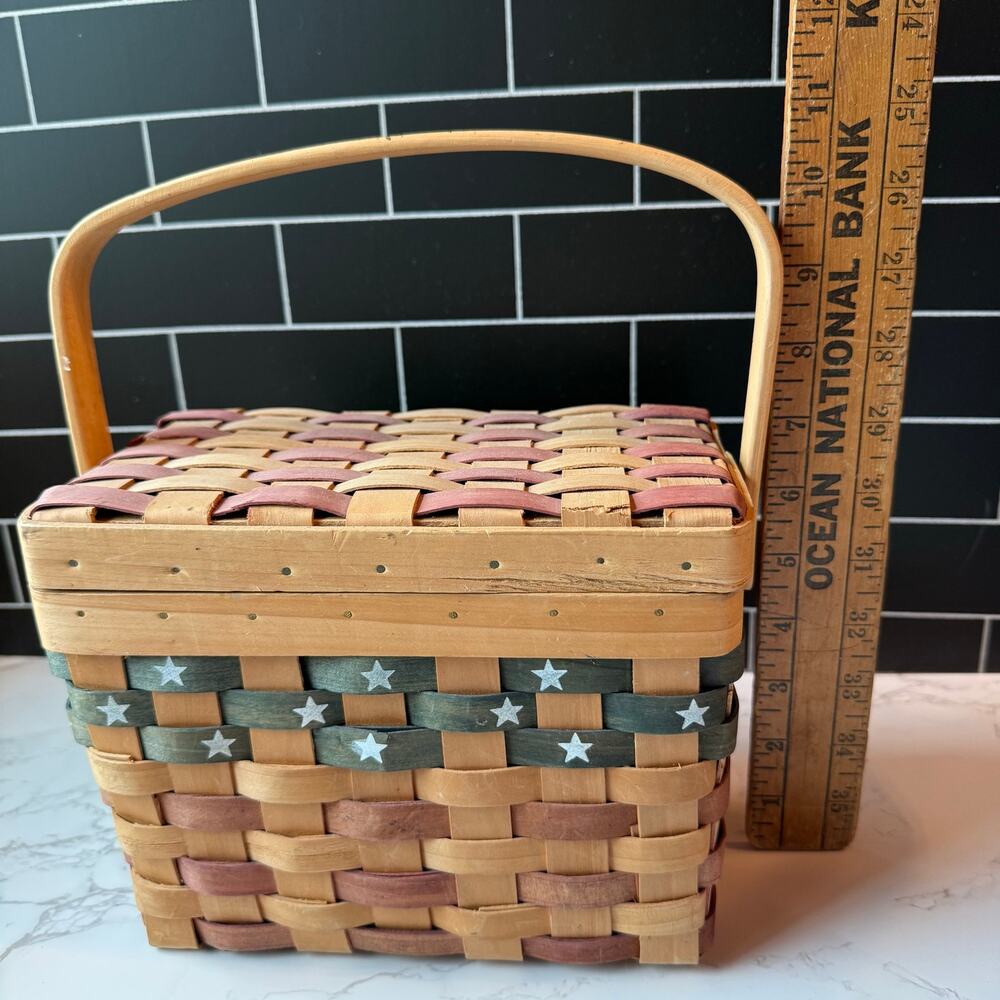 VTG Patriotic Stars Woven Wood Basket Lid Decor